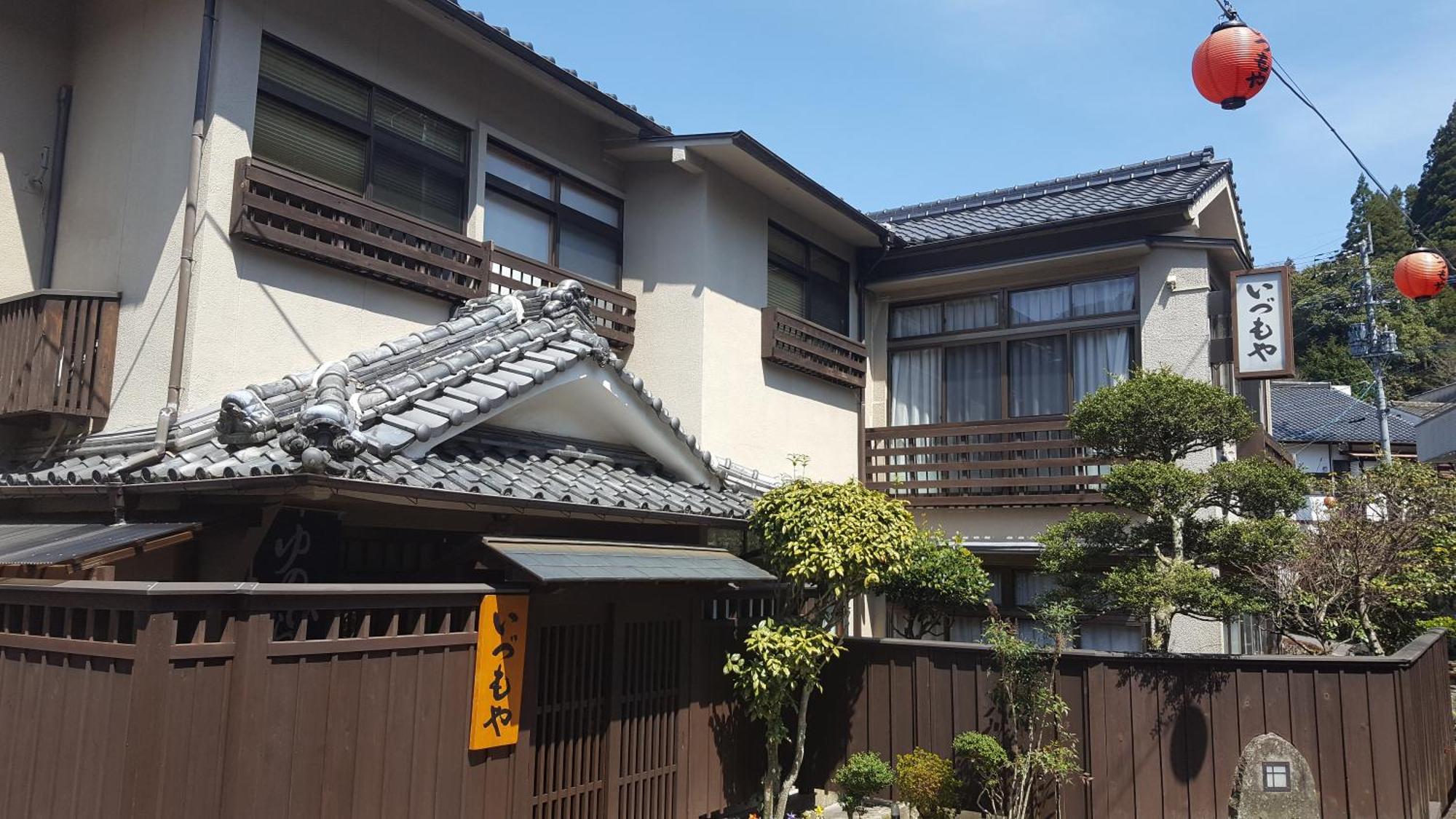 Ryokan Izumoya Юфу Екстериор снимка
